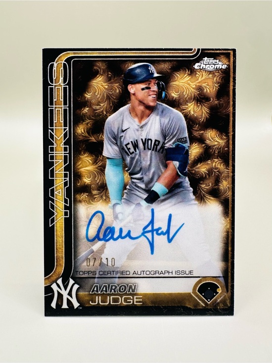 Topps Other - Aaron Judge Signed 2025 Topps Chrome Autograph Issue Novelty Card.